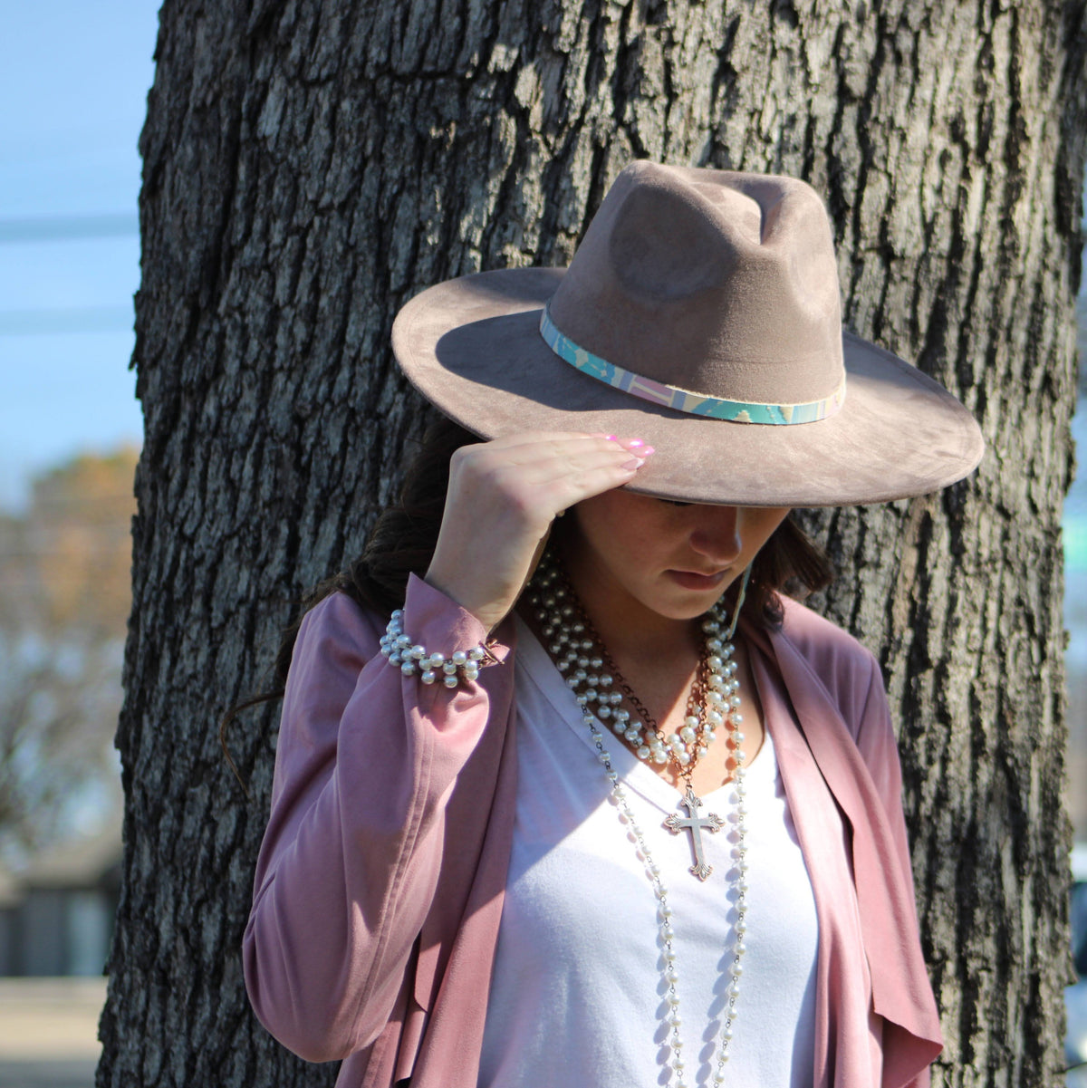 Glass Pearl & Copper Cross Collar Necklace