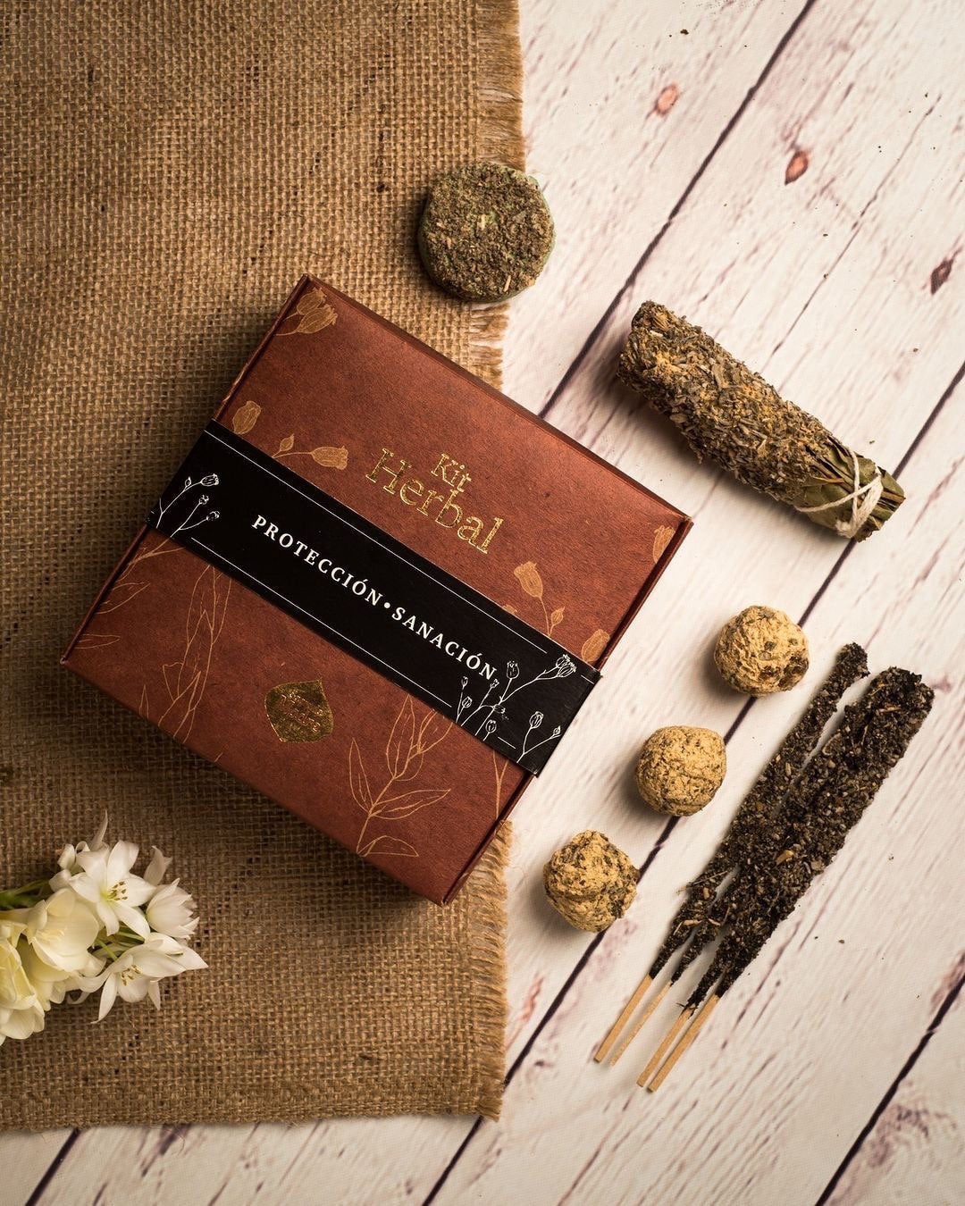 Sage Herbal Gift Box – Protection & Cleansing Set